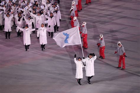 2018 Pyeongchangin Talviolympialaiset: Etelä-Korean Diplomaattinen Coup ja Pohjois-Korean Ydinuhka Kylmässä Sodassa